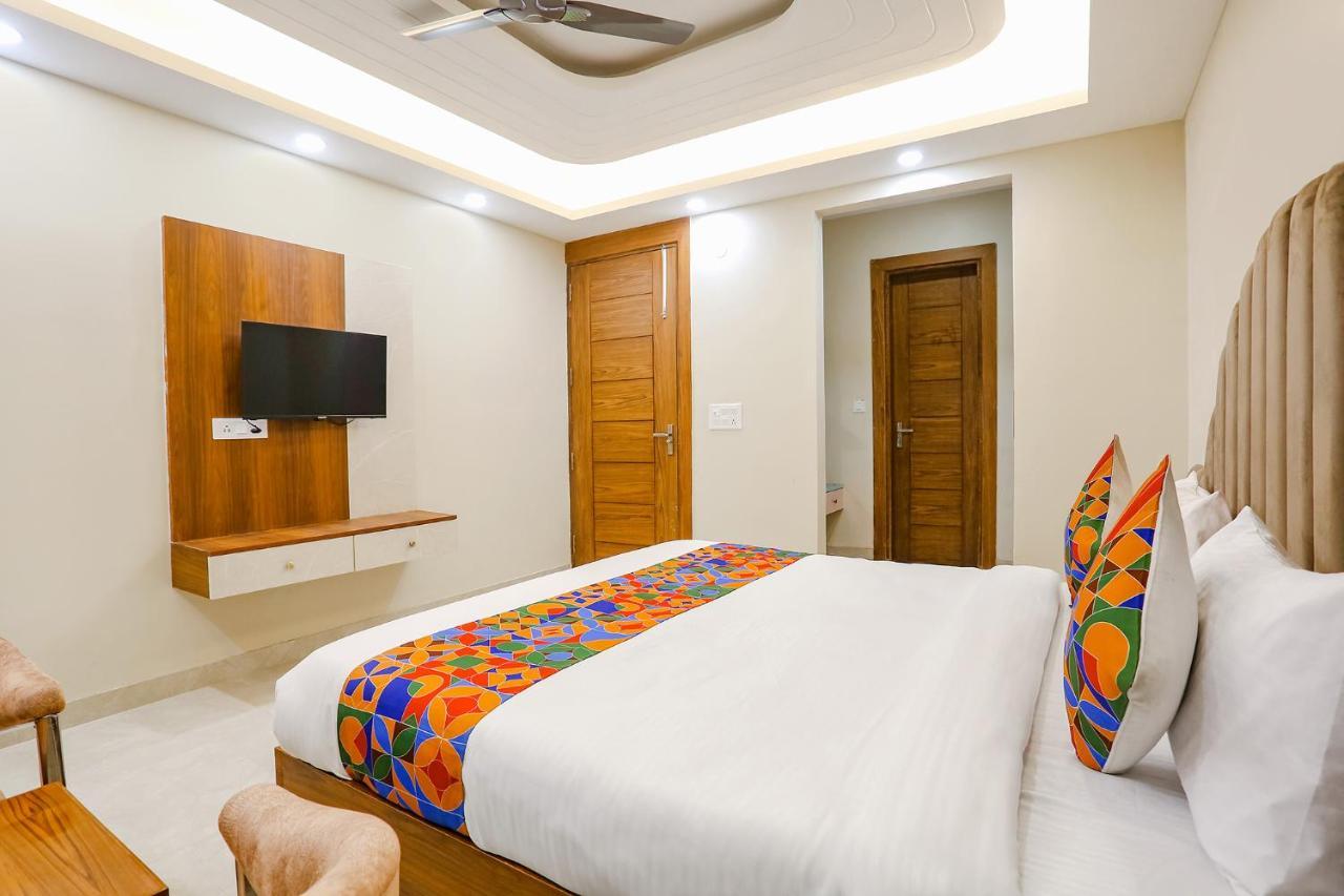 Fabhotel Raahi Retreat Γκουργκάον Εξωτερικό φωτογραφία