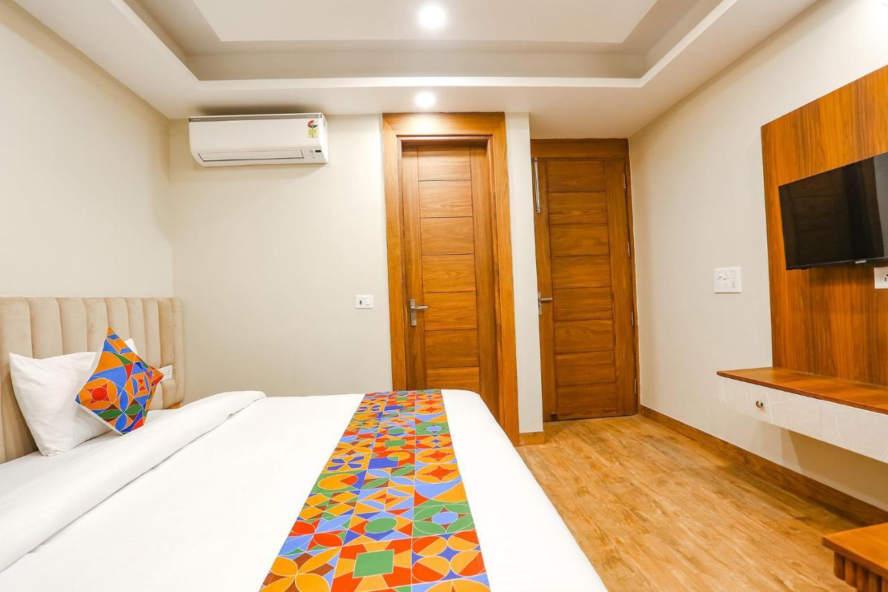 Fabhotel Raahi Retreat Γκουργκάον Εξωτερικό φωτογραφία